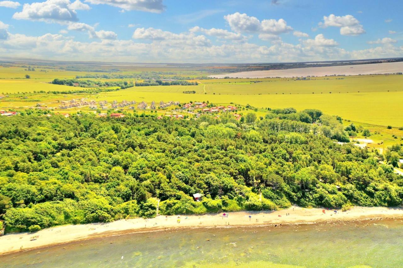 Strandnahe Ferienwohnung Ruegen Dranske Luaran gambar